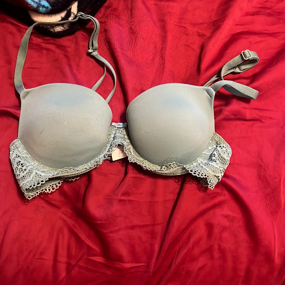 Lovely green bra